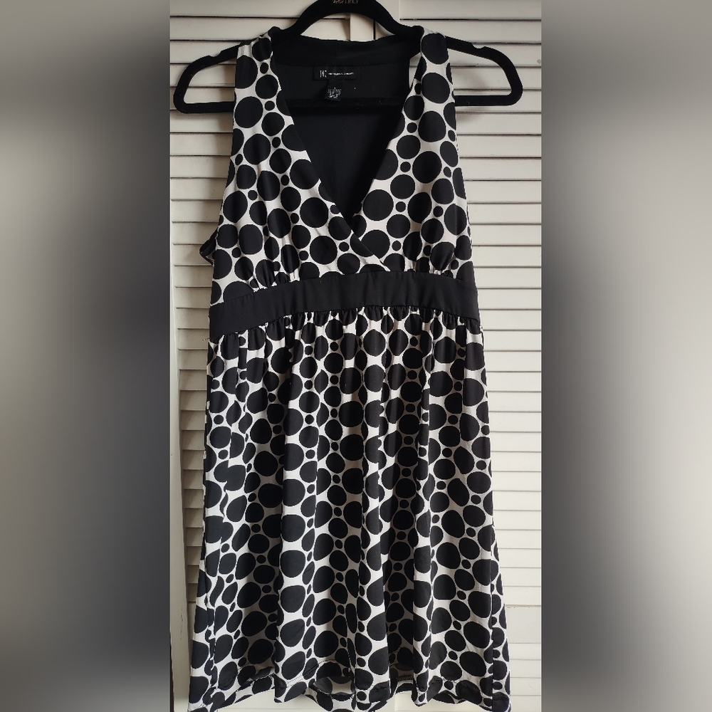 INC International Concepts Black and White Circle Print Dress